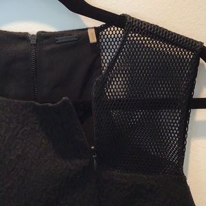 ELIE TAHARI 🔥HOT black dress with mesh insets/zippers Size 8 NWOT